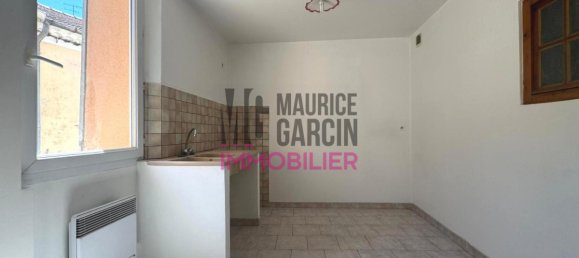 3 rooms Apartment in Cavaillon, France No. 285627 3