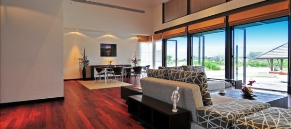 4 bedrooms Villa in Kathu, Thailand No. 12407 5