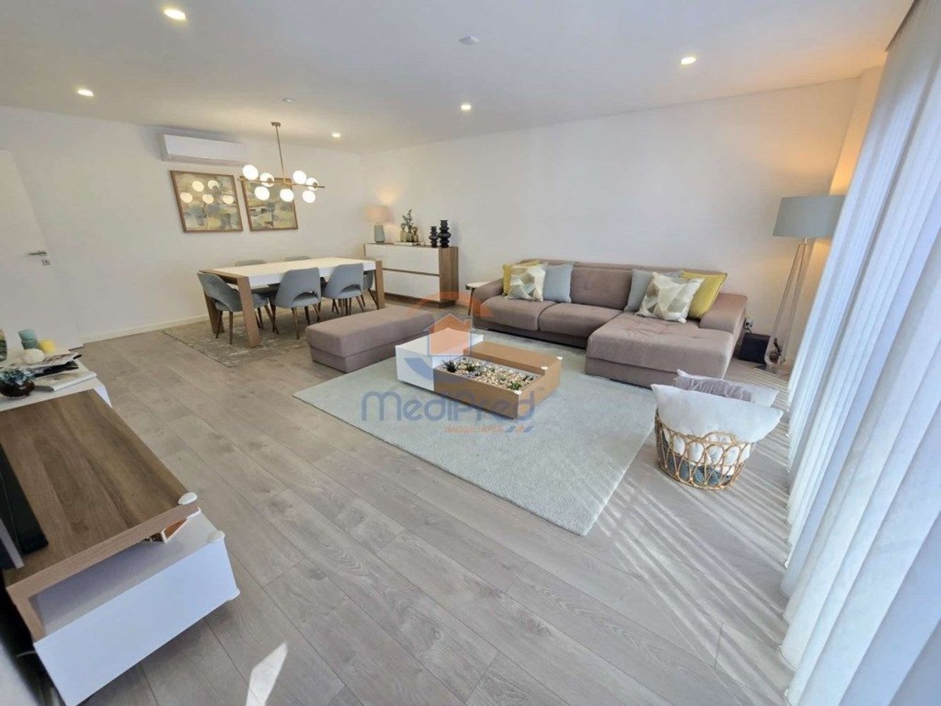 Apartamento T2 em Odivelas, Portugal N.º 355746