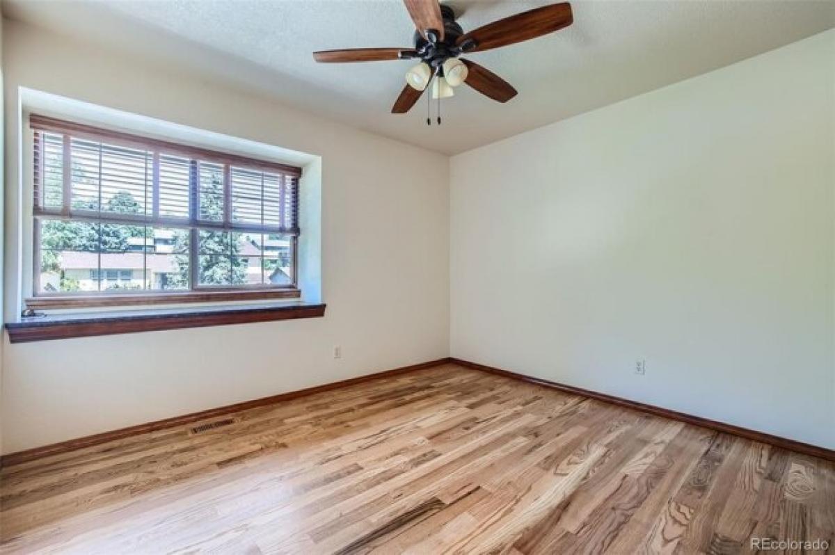 Casa de 4 dormitorios en Colorado Springs, USA No. 387490