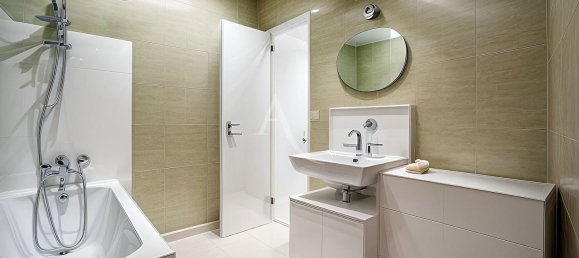 1 bedroom Apartment in Reims, France No. 257860 30