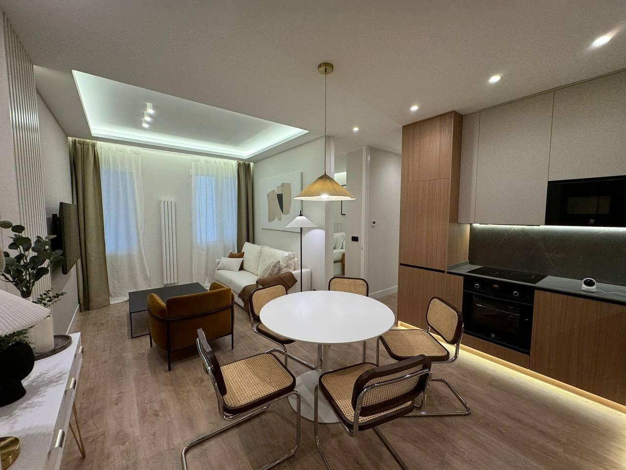 2 Schlafzimmer Wohnung in Madrid, Spain, Nr. 365398