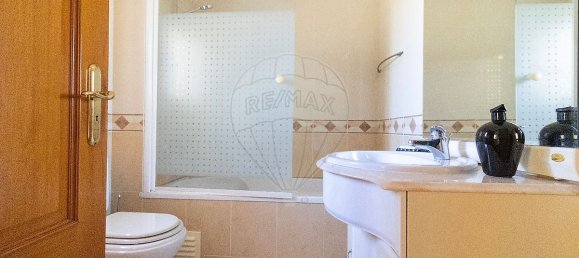 4 Schlafzimmer Haus in Rio de Mouro, Portugal, Nr. 49073 29