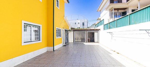 4 Schlafzimmer Haus in Rio de Mouro, Portugal, Nr. 49073 8