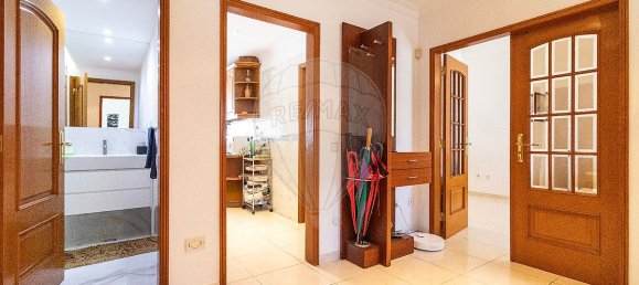 4 Schlafzimmer Haus in Rio de Mouro, Portugal, Nr. 49073 12