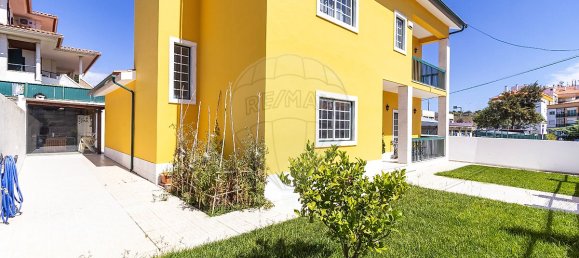 4 Schlafzimmer Haus in Rio de Mouro, Portugal, Nr. 49073 3