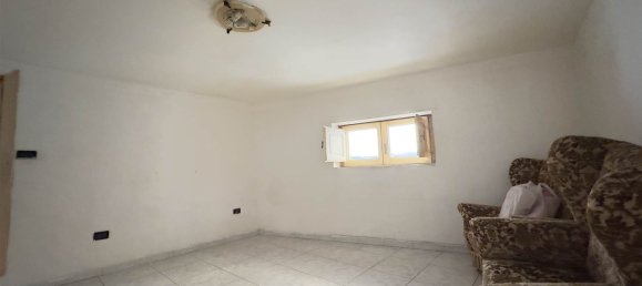 4 rooms House in Scordia, Italy No. 263916 2