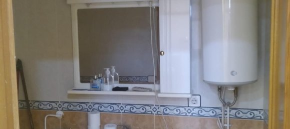 Propriété commerciale à Venta de Banos, Spain 200m² No. 73005 13