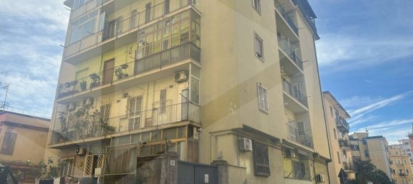 Квартира с 3 комнатами в Неаполь, Италия № 26289 32