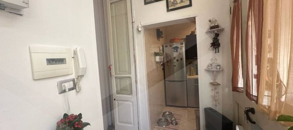 Квартира с 3 комнатами в Неаполь, Италия № 26289 39