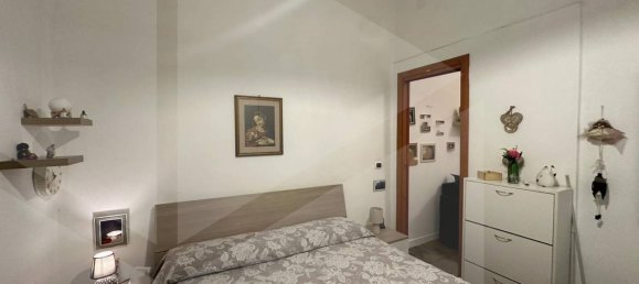 Квартира с 3 комнатами в Неаполь, Италия № 26289 5