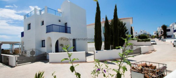 5 bedrooms Villa in Paralimni, Cyprus No. 948 26