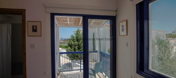 5 bedrooms Villa in Paralimni, Cyprus No. 948 14