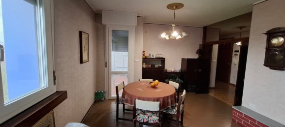 5-salle Appartement à Bologna, Italy No. 126917 7