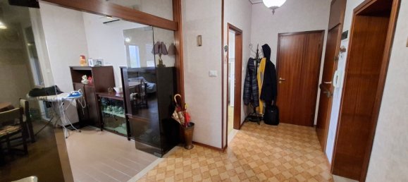 5-salle Appartement à Bologna, Italy No. 126917 15