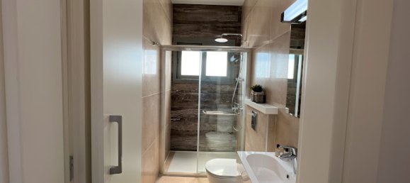 3غرفة شقة في Larnaca, Cyprus رقم 2582 9