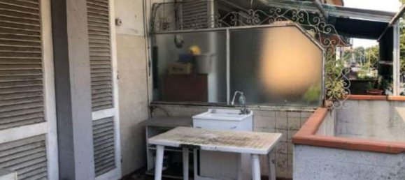 5 rooms Apartment in Camaiore, Italy No. 202844 8