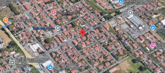 5 rooms Apartment in Camaiore, Italy No. 202844 4