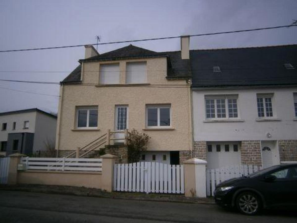 4 bedrooms House in Gourin, France No. 2475