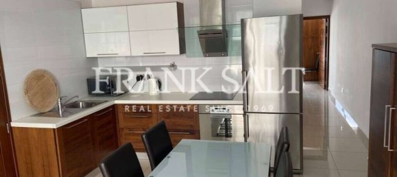 2 bedrooms Penthouse in Sliema, Malta No. 3460 3