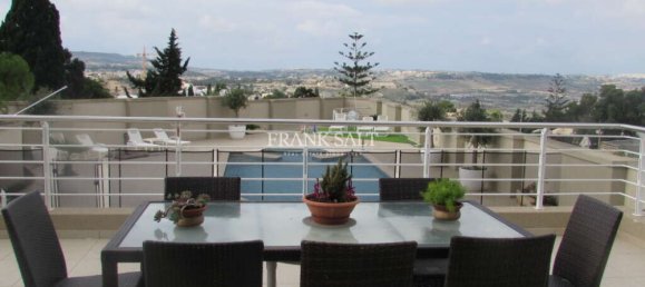 3 bedrooms Bungalow in Naxxar, Malta No. 3798 22