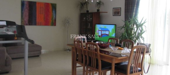 3 bedrooms Bungalow in Naxxar, Malta No. 3798 3