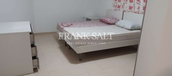 Bungalow de 9 dormitorios en Bahar ic-Caghaq, Malta No. 5073 10