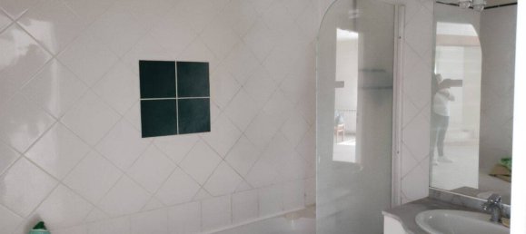 Casa T2 em Epernon, France N.º 61642 3