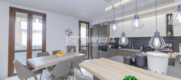 Apartamento de 2 dormitorios en Vidigulfo, Italy No. 139755 6