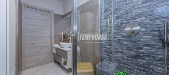 Apartamento de 2 dormitorios en Vidigulfo, Italy No. 139755 13