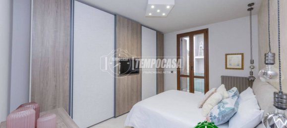 Apartamento de 2 dormitorios en Vidigulfo, Italy No. 139755 8