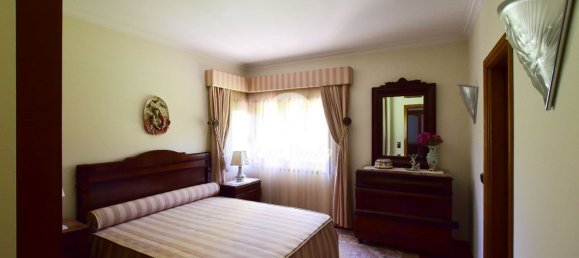 4 bedrooms House in Ribeirao, Portugal No. 61684 13