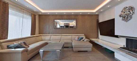 Квартира с 3 комнатами в Мариахильф, Австрия № 239527 2