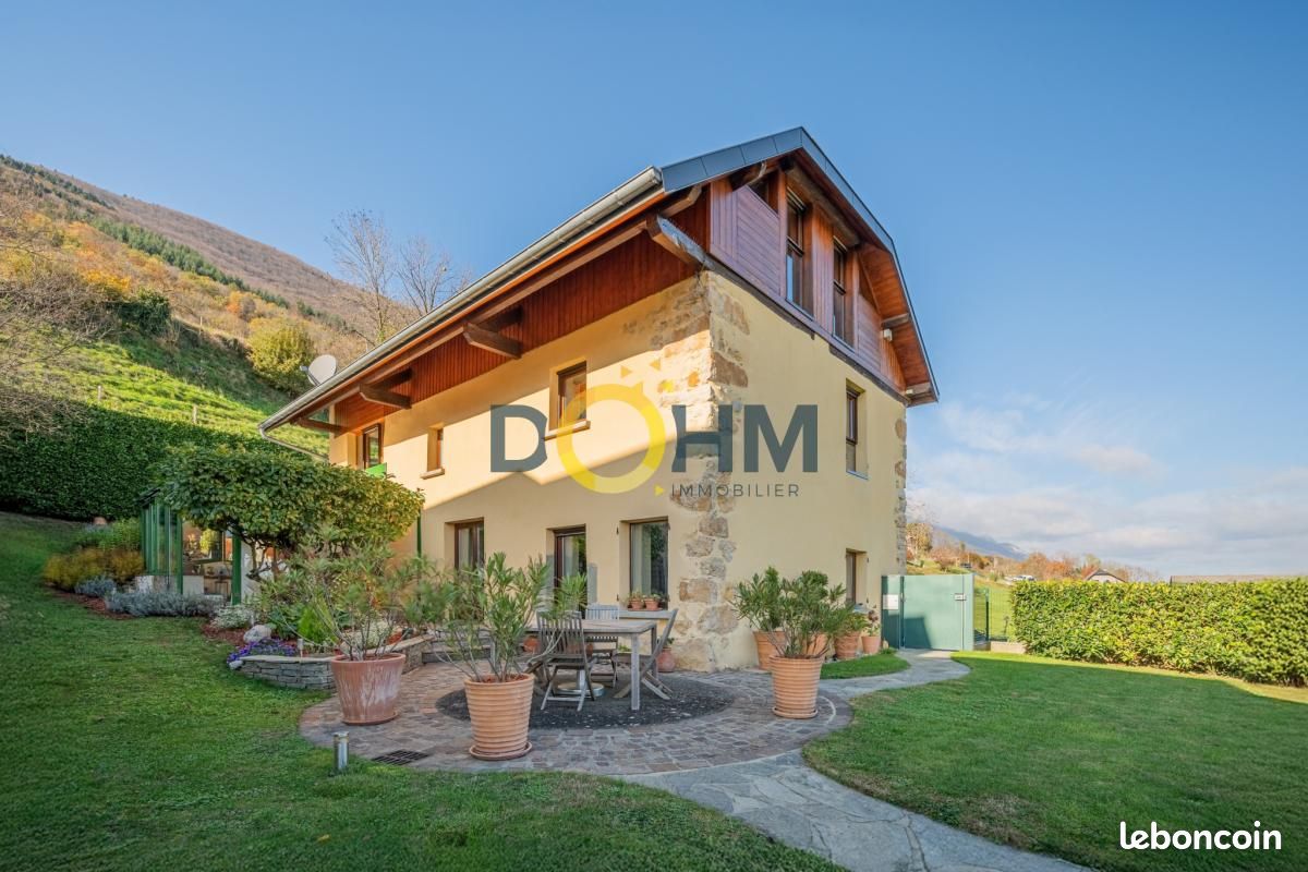 2 Schlafzimmer Haus in La Motte-Servolex, France, Nr. 240514