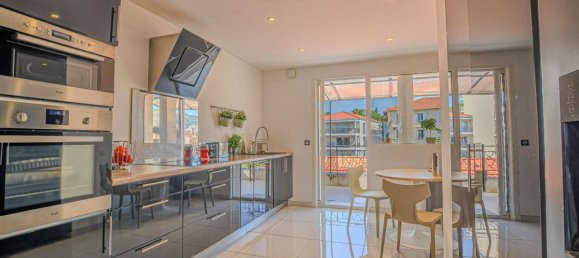 2 غرف نوم منزل ذو طابقين في Cannes, France رقم 298383 12