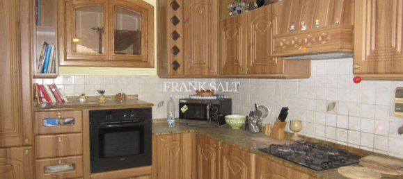 3 غرف نوم منزل في Mosta, Malta رقم 8312 8