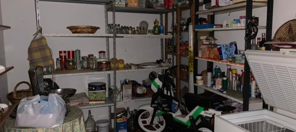 4 rooms House in Arcola, Italy No. 131480 15