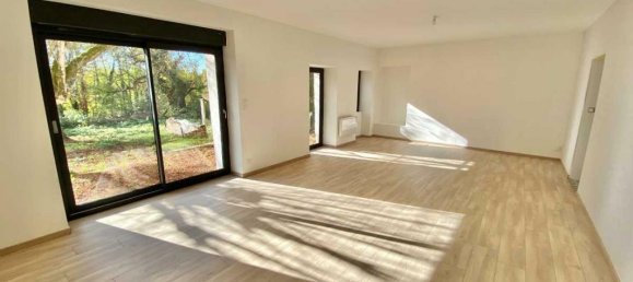 2 bedrooms House in Bazas, France No. 355137 3