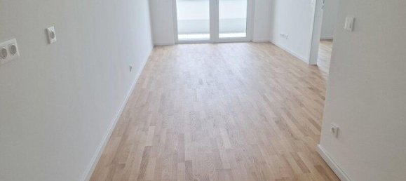 2 rooms Castles in Maria Enzersdorf, Austria No. 216567 2