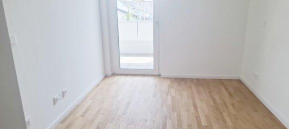 2 rooms Castles in Maria Enzersdorf, Austria No. 216567 4