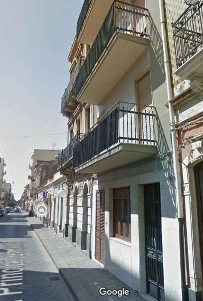 Квартира с 7 комнатами в Аугуста, Италия № 146431