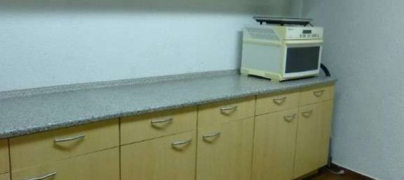 3-salle Bâtiment à Wetteraukreis, Germany No. 92026 14