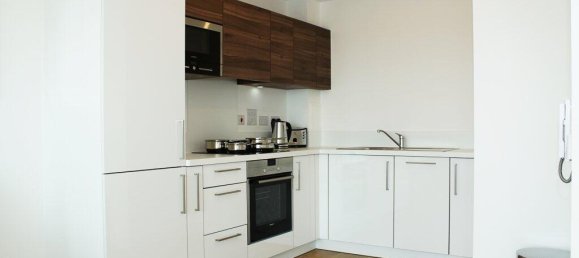 1 bedroom Apartment in Bow, United Kingdom No. 4203 3