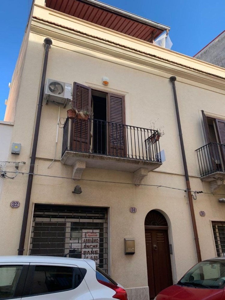 6-Zimmer Haus in Alcamo, Italy, Nr. 258742