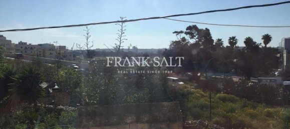 224m² Office in Qormi, Malta No. 13102 2