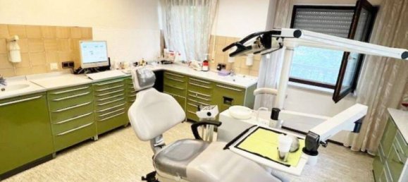 8غرفة مكتب في Roth, Germany رقم 211001 15