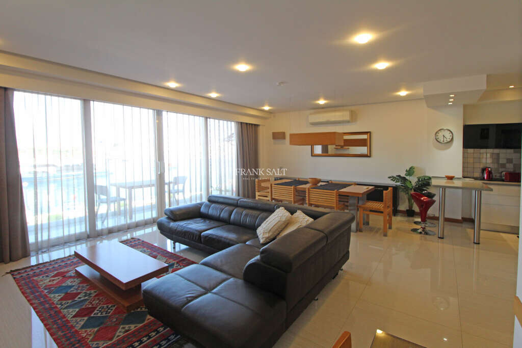 Apartamento de 2 dormitorios en Sliema, Malta No. 3533