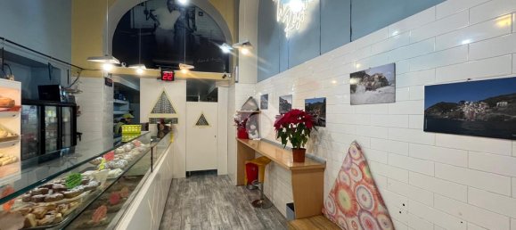 3 rooms Commercial property in La Spezia, Italy No. 85771 8