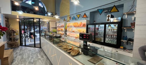 3 rooms Commercial property in La Spezia, Italy No. 85771 7