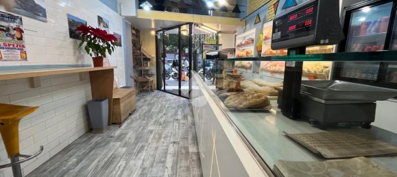 3 rooms Commercial property in La Spezia, Italy No. 85771 16